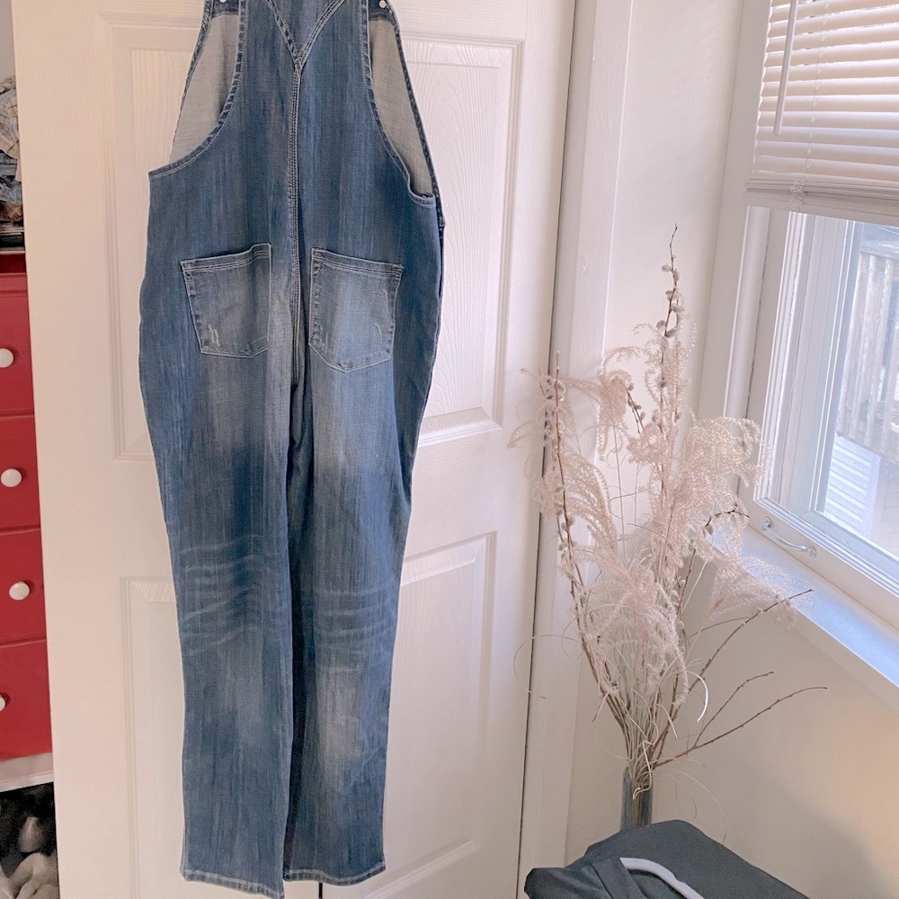 SOLD BY DESIGN LAB…Super cute and adorable denim overalls!